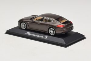 Porsche Panamera 970 S Castanho Metálico Minichamps 1:43 WAP0203400E Metal - imagem 3 de 5