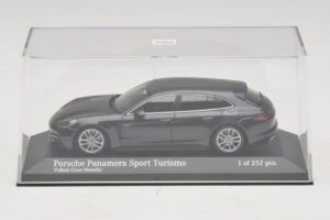 Porsche Panamera 971 4 E-Hybrid Sport Turismo Cinzento Minichamps 1:43 410066112 Metal - imagem 4 de 5