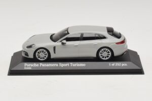 Porsche Panamera 971 Sport Turismo 4E-Hybrid Cinzento Minichamps 1:43 410066114 Metal