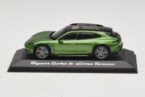 Porsche Taycan Turbo S Cross Turismo Verde Minichamps 1:43 WAP0207830M003 Metal
