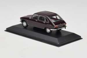 Renault 16 Vermelho Escuro Minichamps 1:43 400113104 Metal - imagem 3 de 5