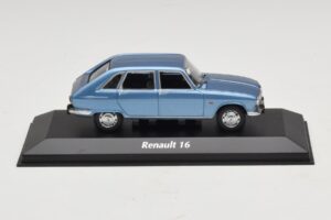Renault 16 Azul Claro Metálico Maxichamps 1:43 940113100 Metal
