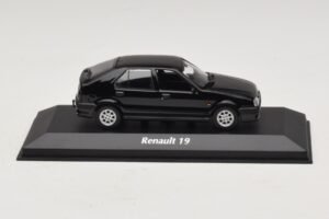 Renault 19 Preto Maxichamps 1:43 940113701 Diecast