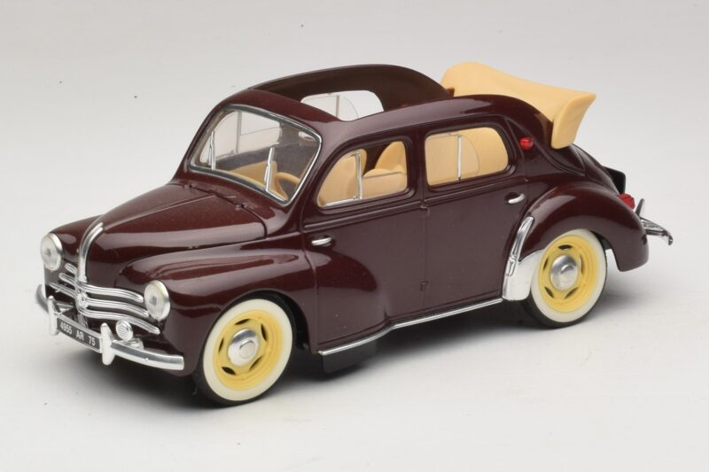 Renault 4CV Castanho-Avermelhado Solido 1:18 8048 Metal