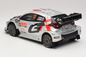 Toyota GR Yaris Rally1 #17 S. Ogier / V. Landais Rally Portugal Winner 2025 IXO 1:18 18RMC250A Metal - imagem 5 de 6