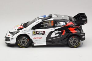 Toyota GR Yaris Rally1 #5 S. Pajari / E. Malkonen Rally Kenya 2025 IXO 1:18 18RMC246 Metal - imagem 3 de 6