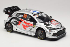 Toyota GR Yaris Rally1 #69 K. Rovanpera / J. Halttunen Rally Portugal 2025 IXO 1:18 18RMC250B Metal - imagem 4 de 6