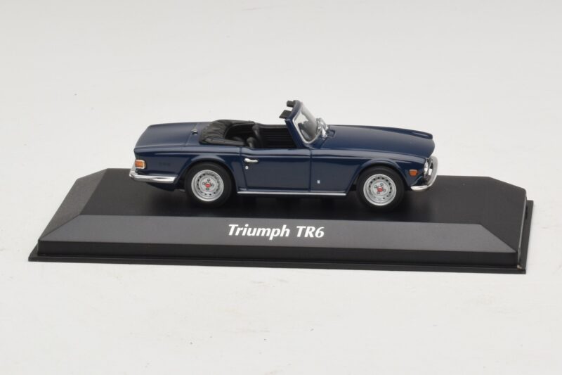Triumph TR6 Azul Escuro Maxichamps 1:43 940132570 Metal