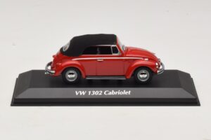 Volkswagen 1302 Cabriolet Vermelho Maxichamps 1:43 940055031 Metal