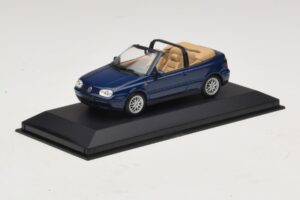 Volkswagen Golf Mk4 Cabriolet Azul Edição Concessionário Minichamps 1:43 GOLF005 Metal - imagem 2 de 5