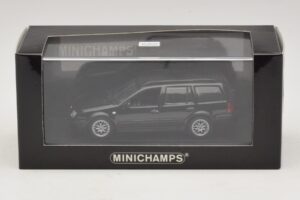 Volkswagen Golf Mk4 Variant Sport Highline BBS Edition Preto Caixa De Substituição Minichamps 1:43 GOLF008-R1 Metal - imagem 5 de 5