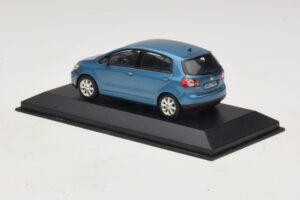Volkswagen Golf Plus Mk5 Azul Metálico Caixa De Substituição Minichamps 1:43 GOLF02-R1 Metal - imagem 3 de 5