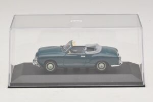 Volkswagen Karmann Ghia Cabriolet Azul Escuro Minichamps 1:43 GHIA001 Metal - imagem 4 de 5
