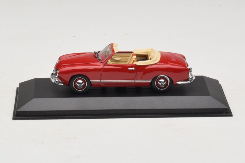 Volkswagen Karmann Ghia Cabriolet Vermelho Escuro Minichamps 1:43 5032 Metal