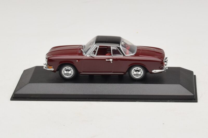 Volkswagen Karmann Ghia Vermelho Com Teto Preto Minichamps 1:43 GHIA002 Metal