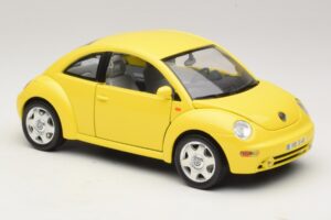 Volkswagen New Beetle A4 Amarelo Bburago 1:18 3302 Metal - imagem 6 de 8
