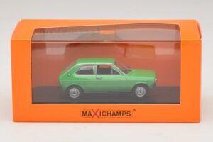 Volkswagen Polo Mk1 Verde Maxichamps 1:43 940050501 Metal - imagem 5 de 5
