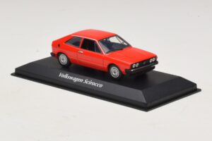 Volkswagen Scirocco Mk1 Vermelho Maxichamps 1:43 940050422 Metal - imagem 3 de 5