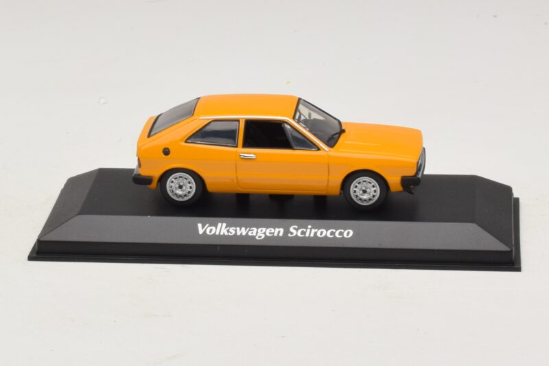Volkswagen Scirocco Mk1 Amarelo Maxichamps 1:43 940050424 Metal