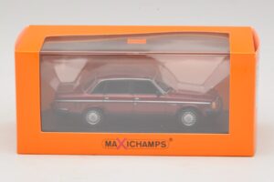 Volvo 240 GL Dark Red Metallic Maxichamps 1:43 940171401 Metal - imagem 5 de 5