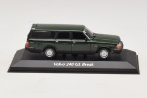 Volvo 240 GL Carrinha Verde Escuro Maxichamps 1:43 940171411 Metal