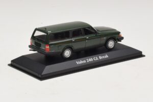 Volvo 240 GL Carrinha Verde Escuro Maxichamps 1:43 940171411 Metal - imagem 2 de 5