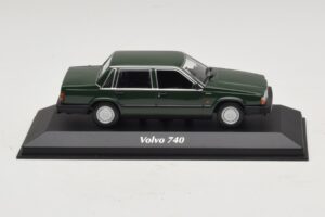 Volvo 740 Verde Escuro Maxichamps 1:43 940171700 Metal